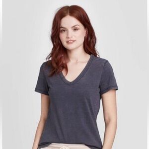Universal Threads V-Neck, short-sleeve